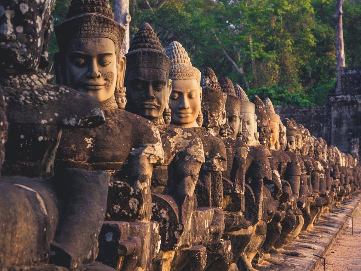 cambodia, angkor wat, south gate-5363420.jpg