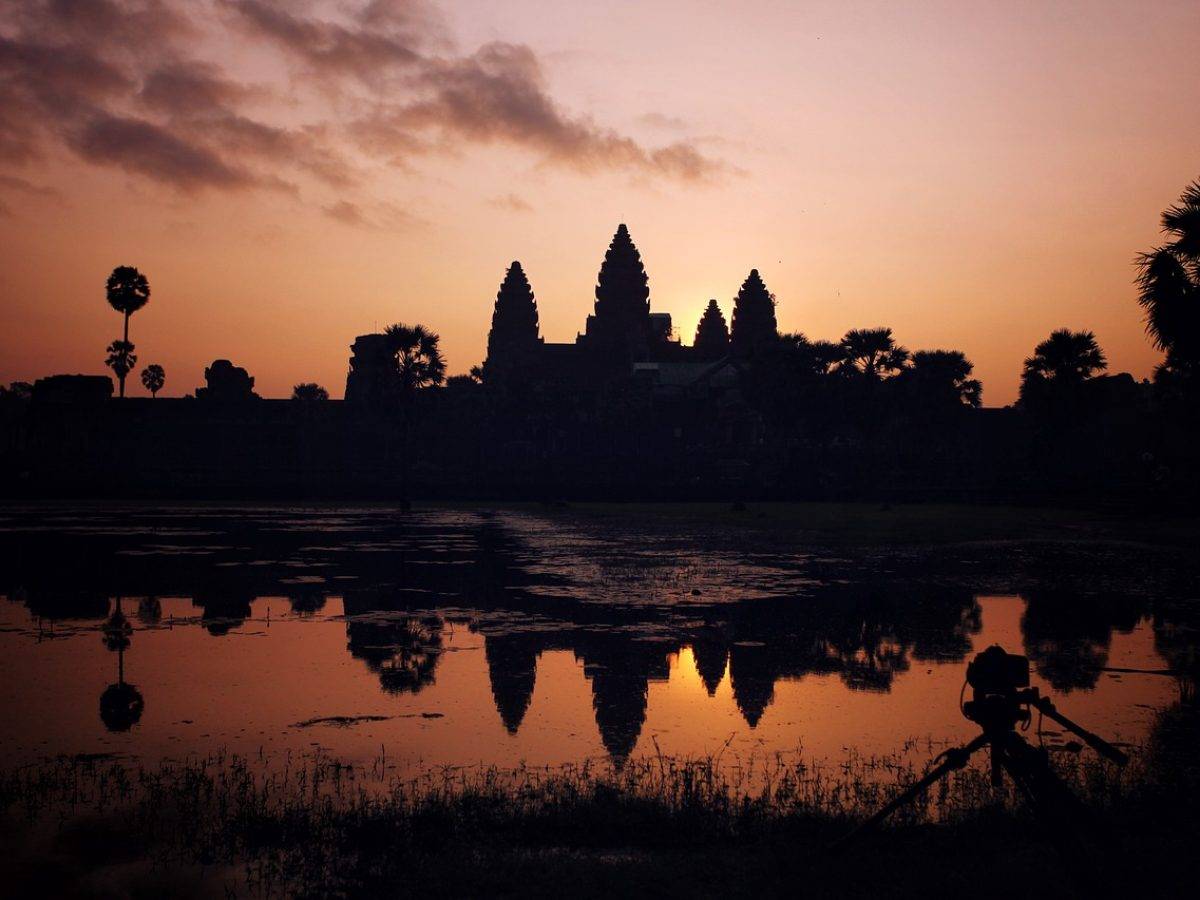 cambodia, angkor wat, temple-3464542.jpg