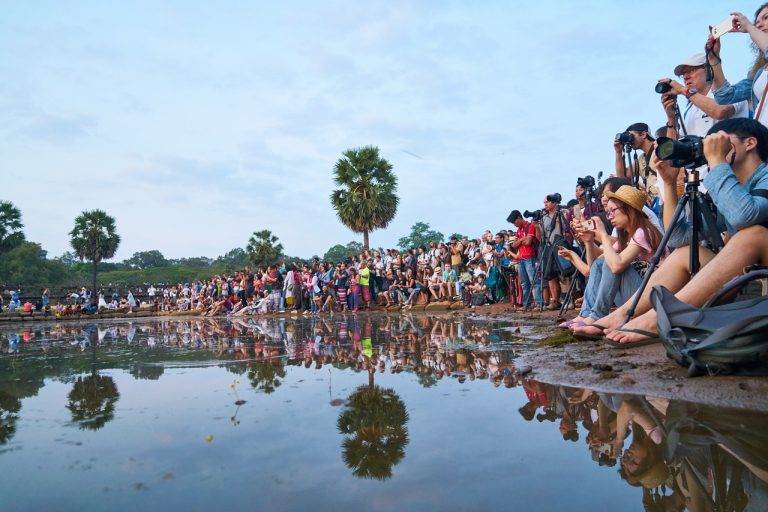 cambodia, photographers, the crowd