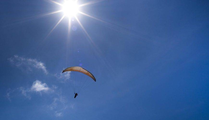 sport, extreme, sky, though, summer, mountain, cartoon, freedom, above, adventure, paragliding, parachute, fly high, air, fly, nature, travel, blue, view, out side, sea, wind, glider glider, people, horizon, hang, slide, fun, activities, action, land, flight, excitement, danang, vietnam